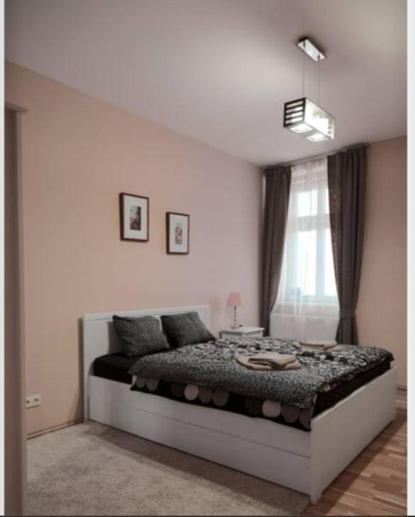 Apartment Vltavska A Prague Exterior photo